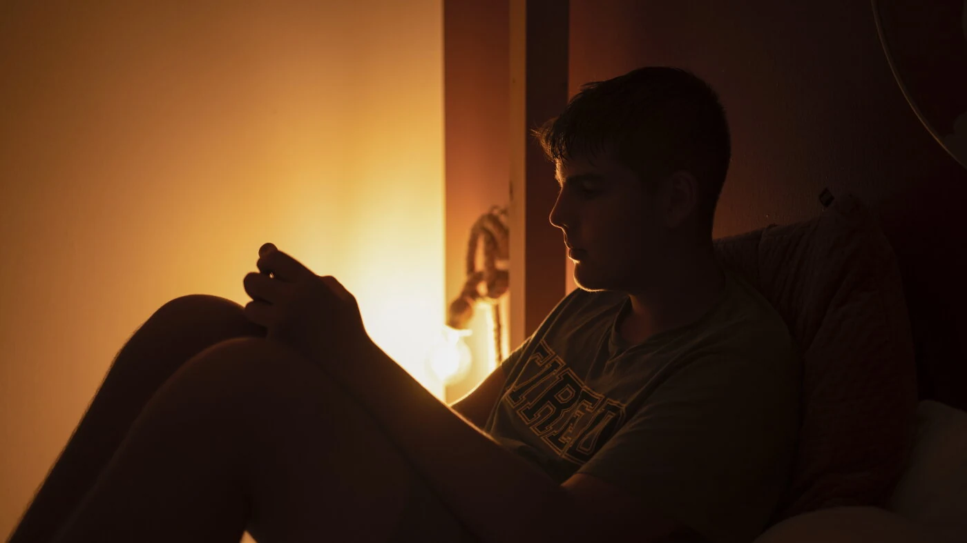 Lights out, Instagram off? The changes to Meta for teens could be a big deal